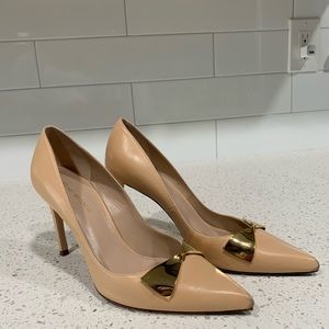 Stuart Weitzman nude heels